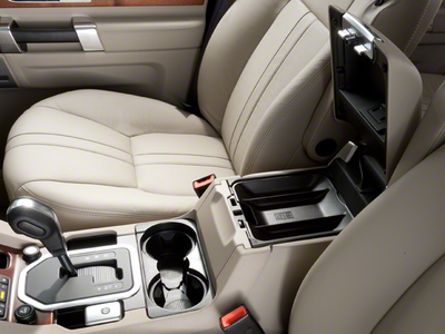 2012 Land Rover LR4 V8