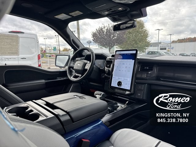 2025 Ford F-150 Lightning Platinum