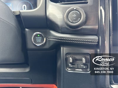 2025 Ford F-150 Lightning Platinum