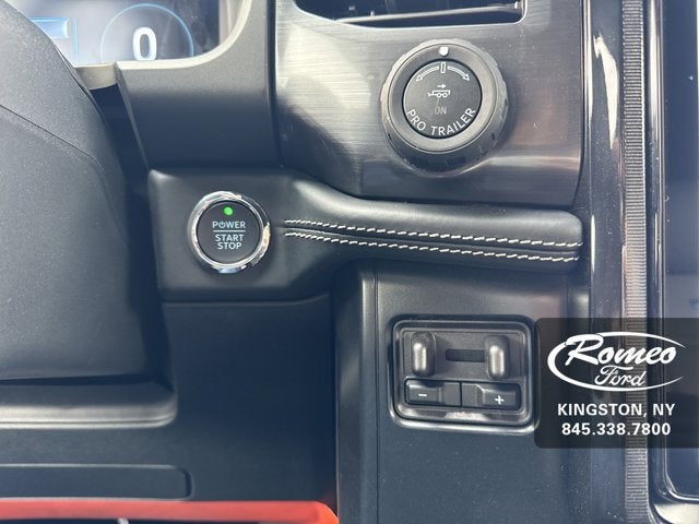 2025 Ford F-150 Lightning Platinum