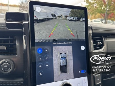 2025 Ford F-150 Lightning Platinum