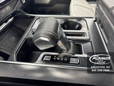 2025 Ford F-150 Lightning Platinum