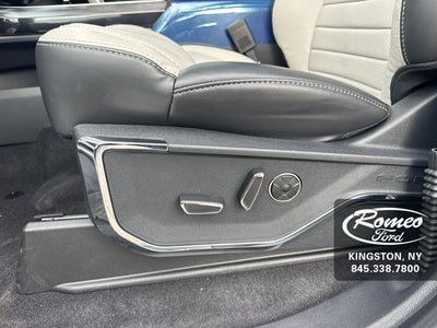 2025 Ford F-150 Lightning Platinum