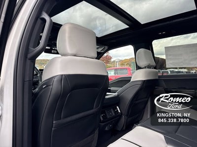 2025 Ford F-150 Lightning Platinum