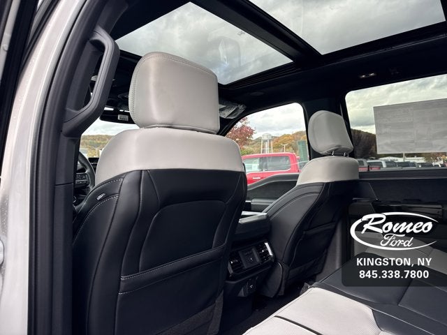 2025 Ford F-150 Lightning Platinum