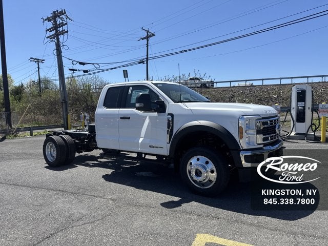 2025 Ford Chassis Cab F-550® XLT
