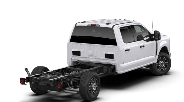 2026 Ford Chassis Cab F-350® LARIAT®