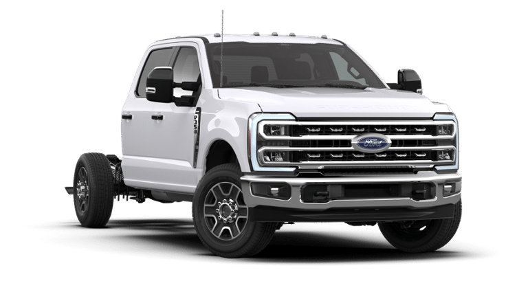 2026 Ford Chassis Cab F-350® LARIAT®