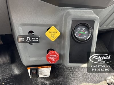 2025 Ford F-650-750 F-750 SD Diesel Straight Frame