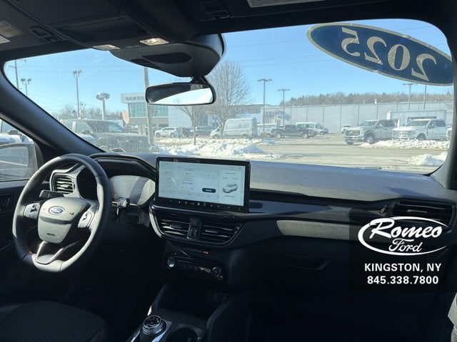 2025 Ford Escape ST-Line Select