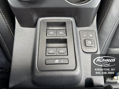 2025 Ford Bronco Outer Banks®