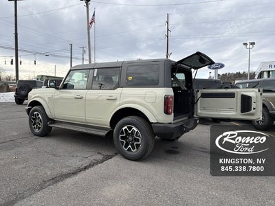 2025 Ford Bronco Outer Banks®