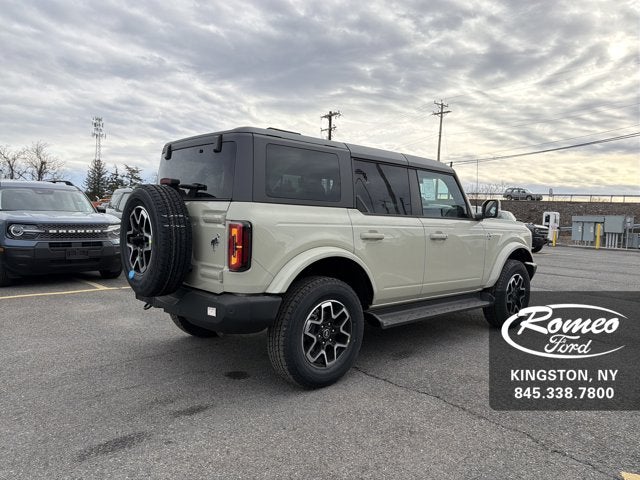 2025 Ford Bronco Outer Banks®