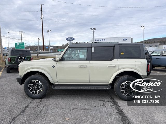 2025 Ford Bronco Outer Banks®