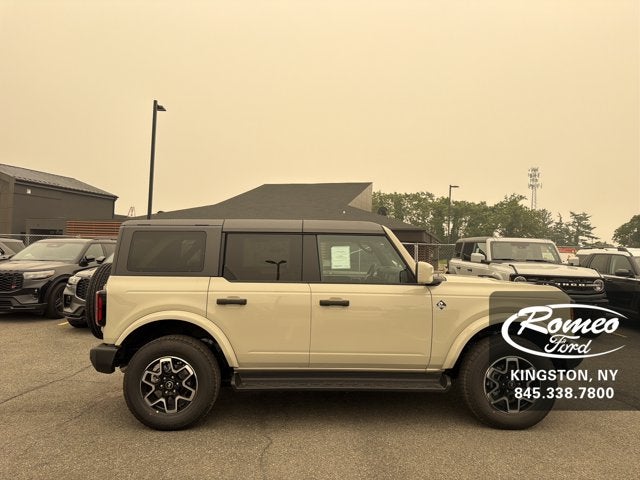 2026 Ford Bronco Outer Banks®