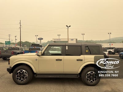 2026 Ford Bronco Outer Banks®