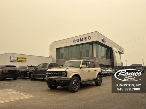2026 Ford Bronco Outer Banks®