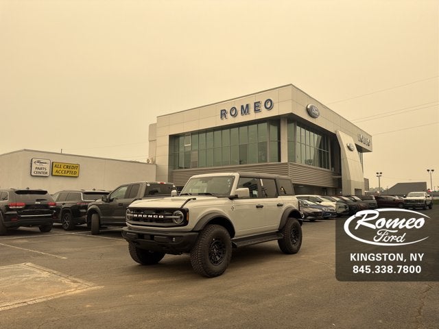 2026 Ford Bronco Outer Banks®