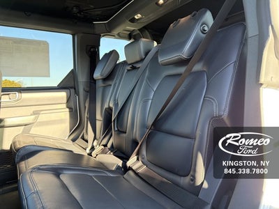 2025 Ford Bronco Outer Banks®