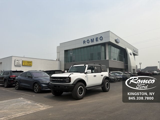 2026 Ford Bronco Outer Banks®