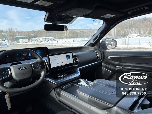 2026 Ford Expedition Platinum®