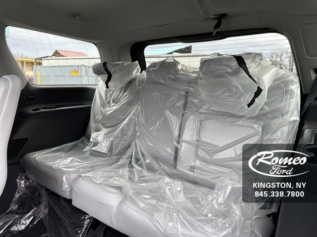 2025 Ford Expedition Platinum®