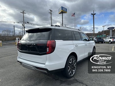 2025 Ford Expedition Platinum®