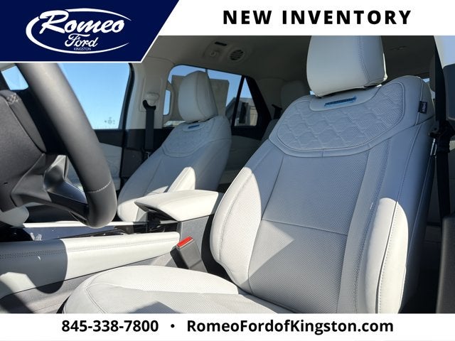 2026 Ford Explorer Platinum™