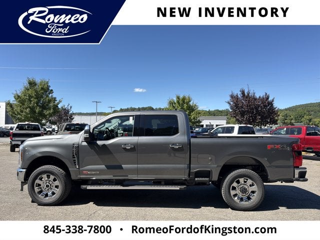2027 Ford Super Duty F-350® Lariat®