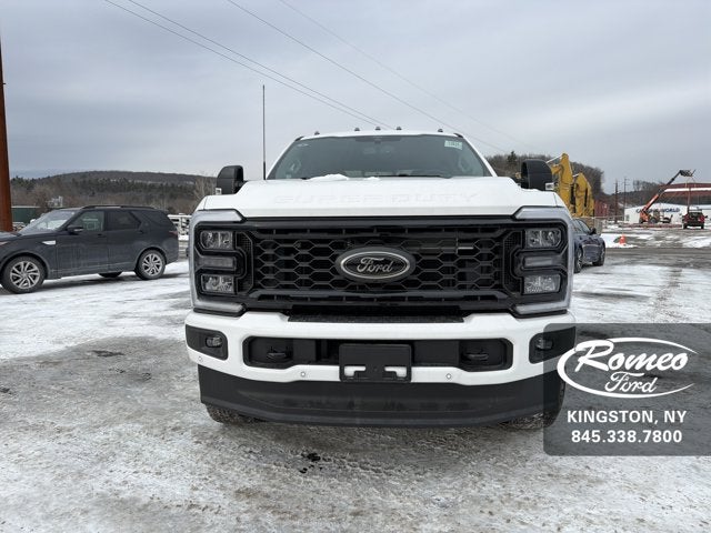 2026 Ford Super Duty F-350® Lariat®