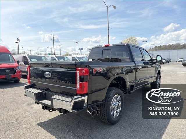2026 Ford Super Duty F-350® Lariat®