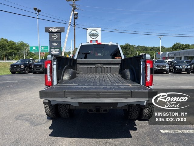 2026 Ford Super Duty F-350® Platinum®