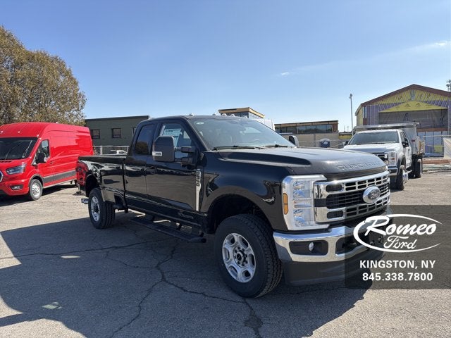 2026 Ford Super Duty Super Duty F-350 SRW XLT