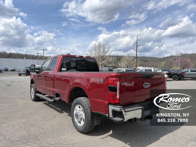 2026 Ford Super Duty F-350® XLT