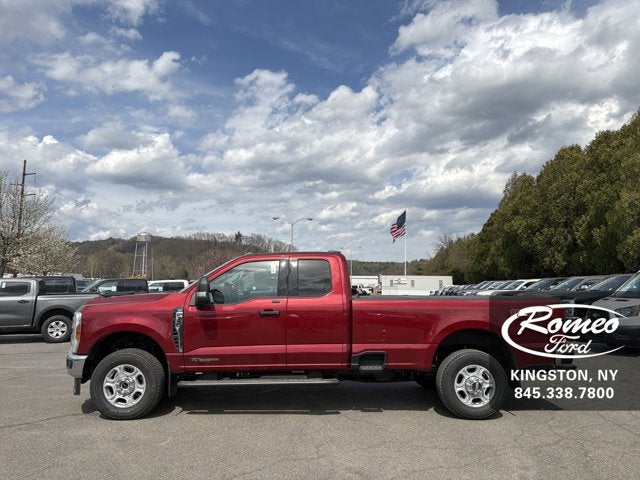 2026 Ford Super Duty F-350® XLT