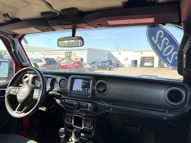 2022 Jeep Wrangler Unlimited Willys