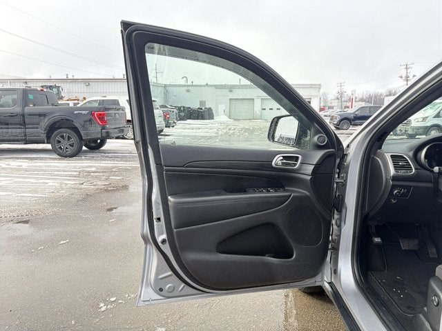 2019 Jeep Grand Cherokee Laredo E