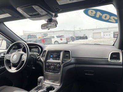 2019 Jeep Grand Cherokee Laredo E