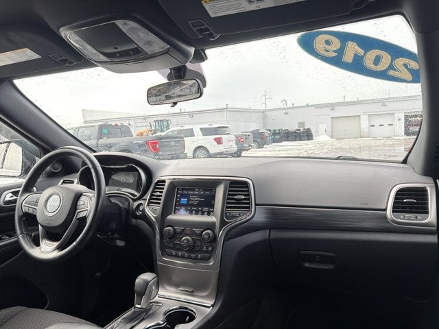 2019 Jeep Grand Cherokee Laredo E