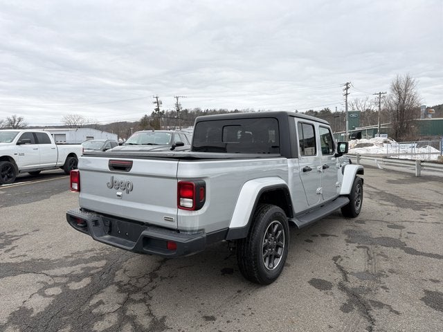 2022 Jeep Gladiator Overland