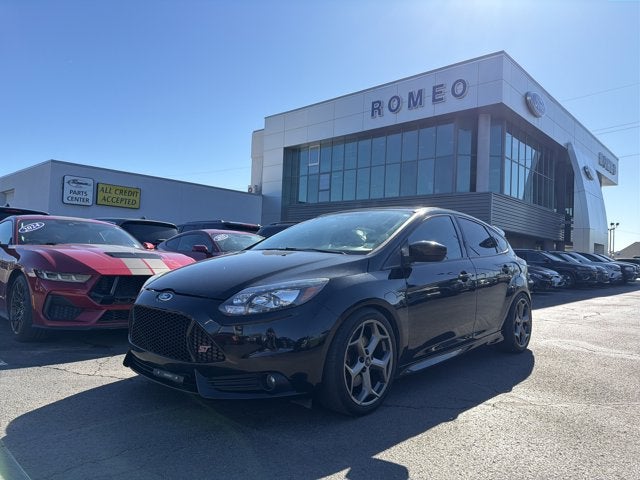 2014 Ford Focus 5 Door Hatch ST's photo