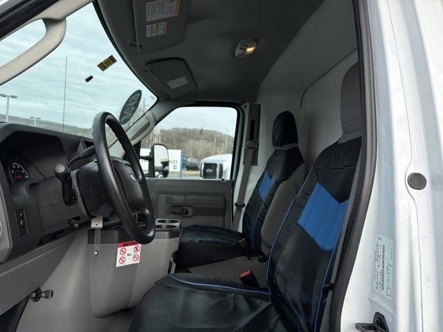 2019 Ford E-350SD Base Cutaway