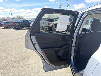 2022 Ford Escape Hybrid SE