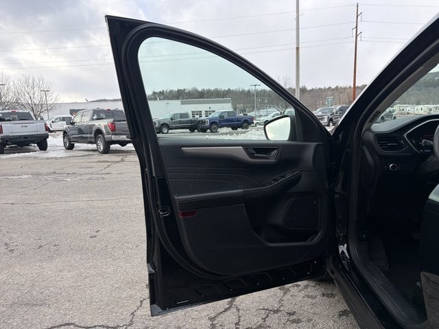 2022 Ford Escape Hybrid SE