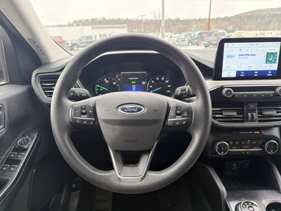 2022 Ford Escape Hybrid SE