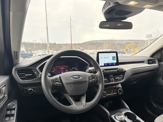 2022 Ford Escape Hybrid SE