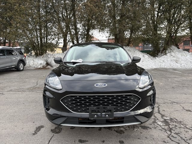 2022 Ford Escape Hybrid SE