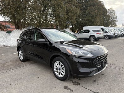 2022 Ford Escape Hybrid SE