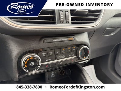 2022 Ford Escape SE