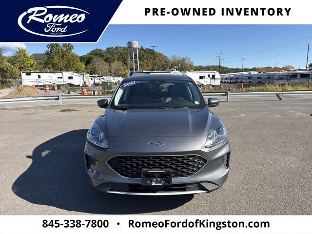 Used 2021 Ford Escape SE with VIN 1FMCU9G63MUB02970 for sale in Eddyville, NY